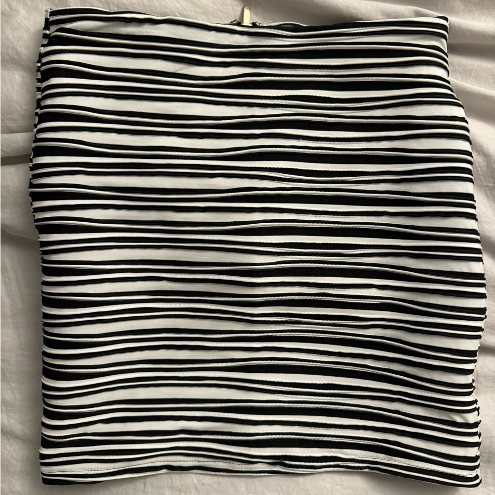 Bebe skirt